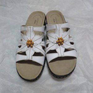 Clark's Ultimate Comfort Sandals, NWOT, Sz. 8.5M